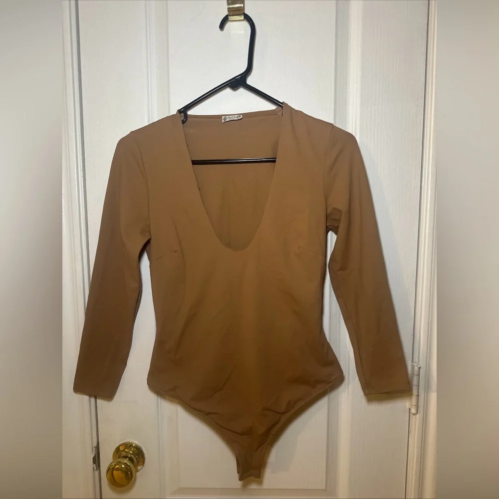 Intimately Free People Tan Neutral Long Sleeve Thong‎ Bodysuit. Women’s Small